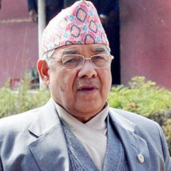 सर्वोच्चले भन्यो– ‘गौतमलाई सांसद मनोनित गर्ने निर्णय ‘यथास्थिति’मा राख्नु’