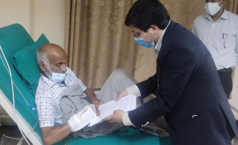 Dr Govinda KC breaks his fast after Saturday midnight deal with government