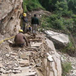 गोरेटो बाटो बनेपछि घाँटीबगर–तिंकर सडक निर्माणको सर्भे थालियो