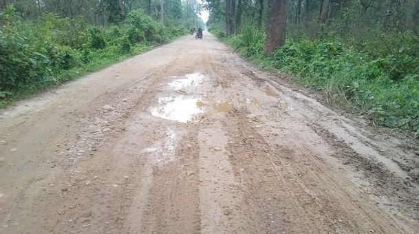 लम्की–टीकापुर–खक्रौला सडकको काम शुरु
