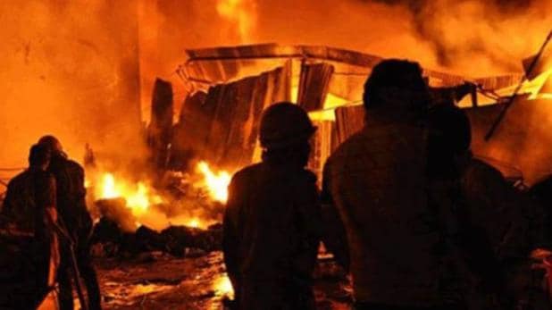 नरैनापुरमा २२ घर जलेर पूर्णरुपमा नष्ट
