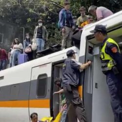 ताइवान रेल दुर्घटनामा दर्जनौंको मृत्यु