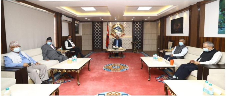 गठबन्धनमा सहमती : धनगढीको मेयरमा काँग्रेस उपमेयरमा माओबादीले उम्मेदवारी दिने