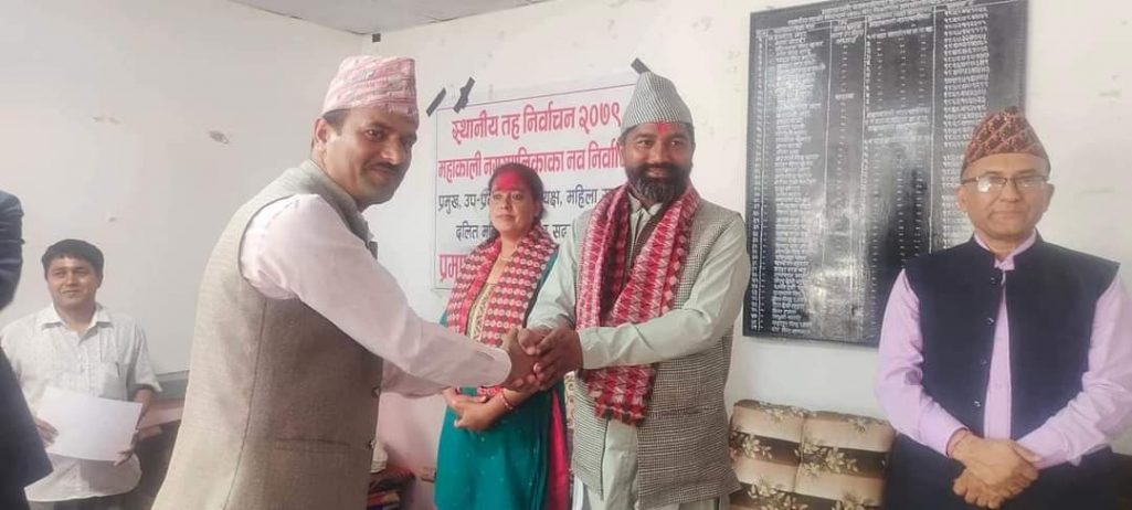 पूर्व मेयर भट्टले दिए नवनिर्वाचित जनप्रतिनिधिलाई बधाई