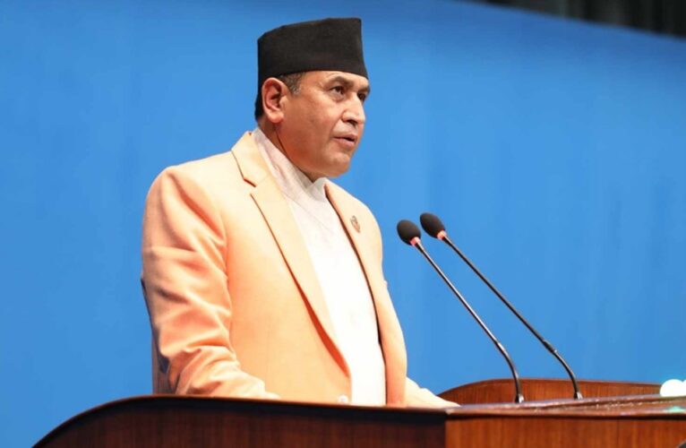 राज्य व्यवस्था सुशासन समितिका सभापति खतिवडाले दिए राजीनामा