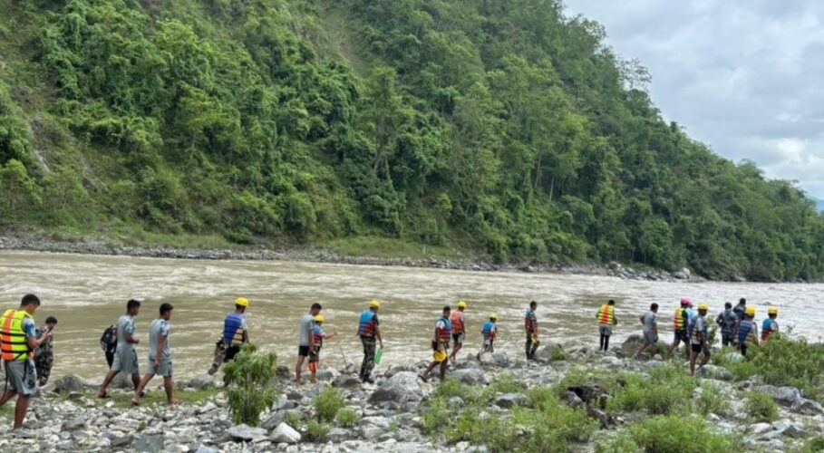 कर्णाली नदीमा युवतीको शव फेला