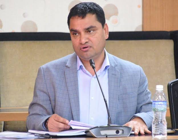 प्रेस स्वतन्त्रतामाथि प्रश्न उठाउँदै पत्रकार पक्राउको विरोधमा उत्रिए कांग्रेस महामन्त्री पौडेल प्रेस स्वतन्त्रतामाथि प्रश्न उठाउँदै पत्रकार पक्राउको विरोधमा उत्रिए कांग्रेस महामन्त्री पौडेल